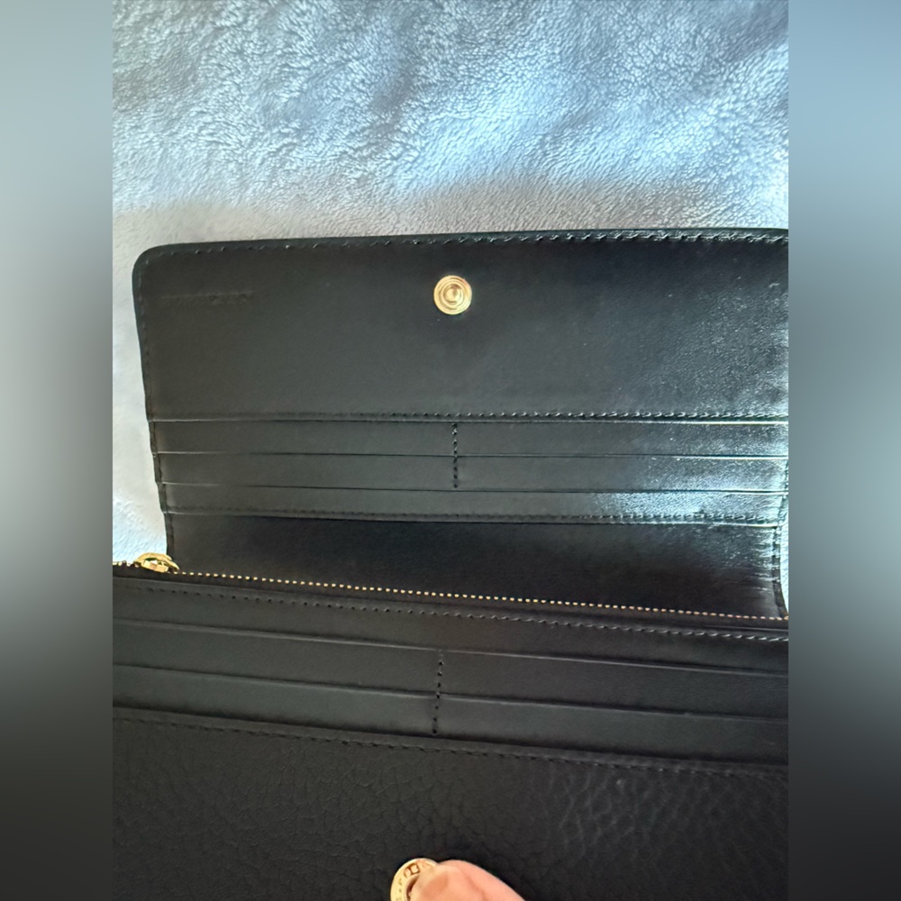 Burberry Beige and Black Plaid Wallet - Picture 10 of 16